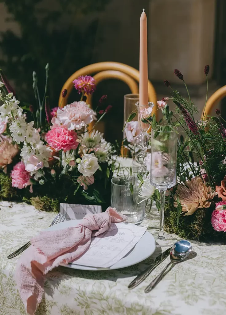 table de mariage préparée par une wedding designer